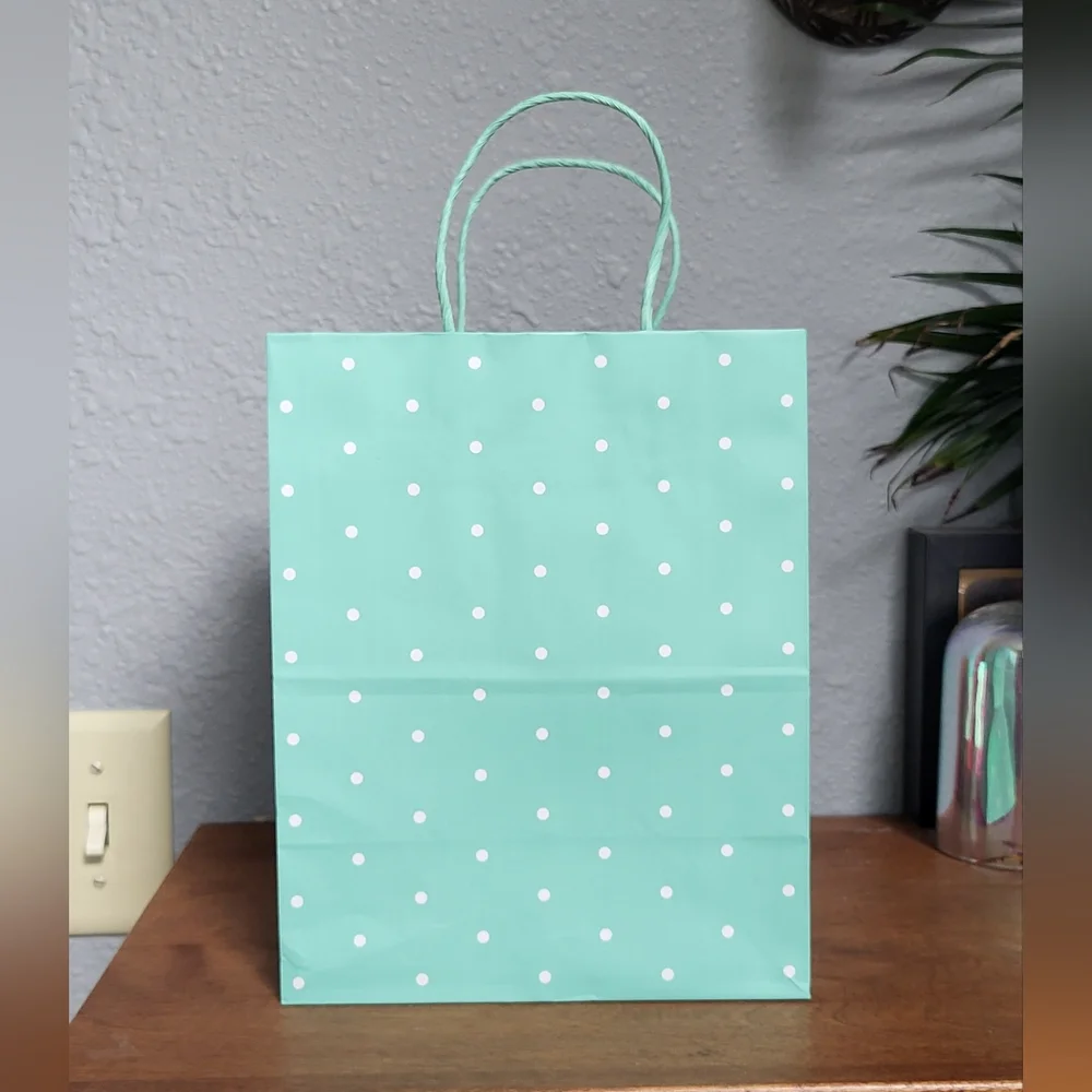 8-PACK Gift Bags NEW Mint Polkadot